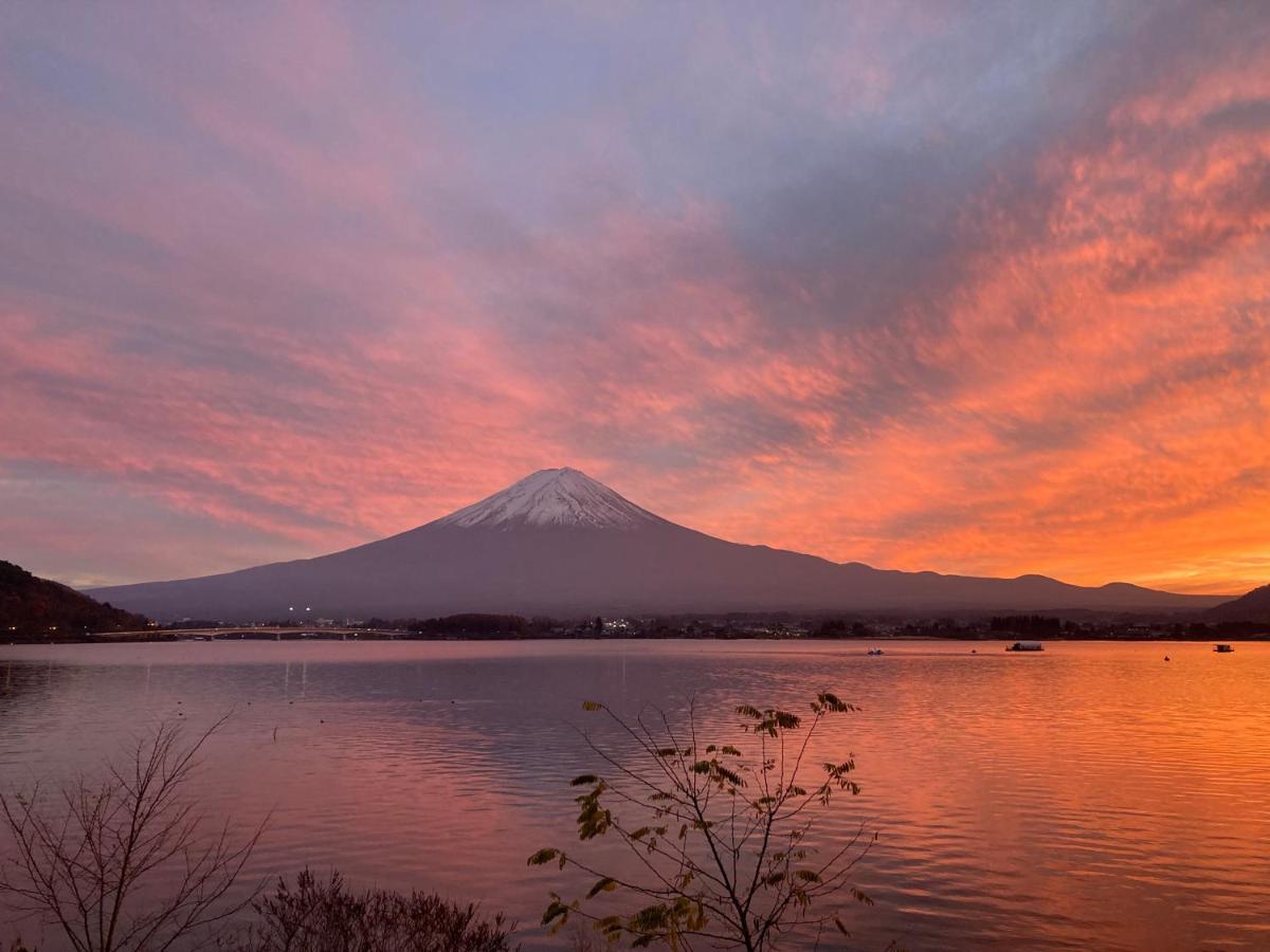 Villa Relax Fujikawaguchiko Esterno foto